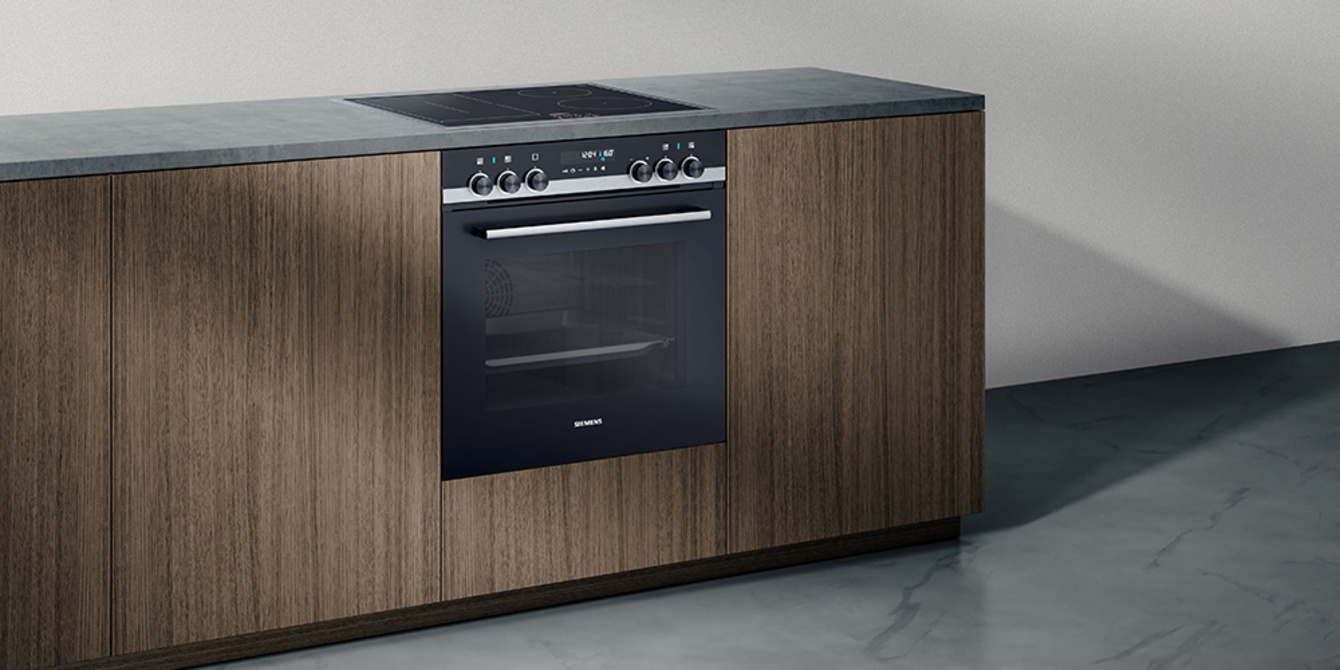Backöfen und Herd-Sets bei Breitmeier Elektroanlagen in Schönwölkau
